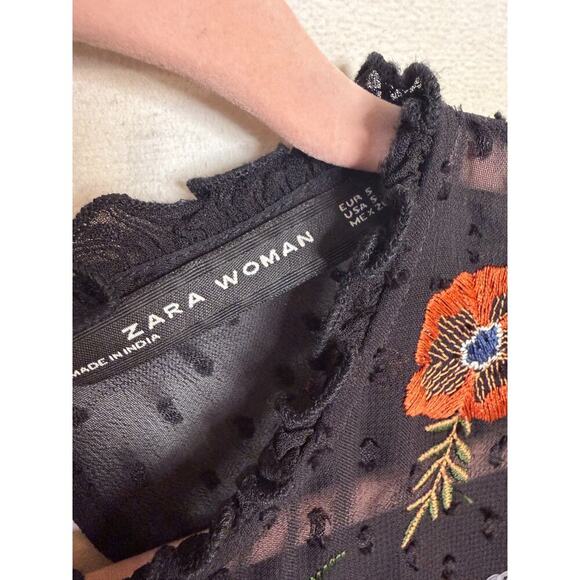 ZARA Dress Size SM Black With Floral Appliques - Picture 3 of 4
